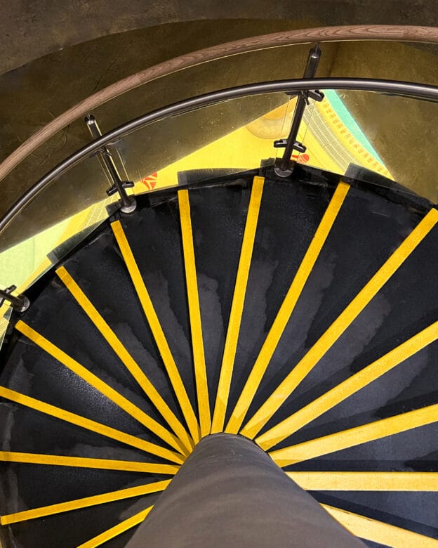 Trappetrin YMER – skridsikring til udendørs trapper – glasfiber