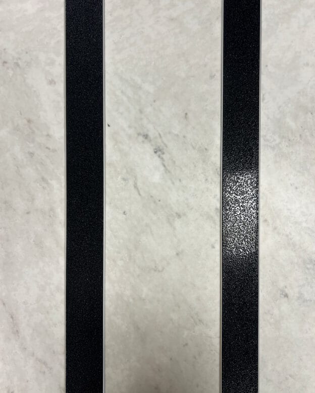 Ledelinje ERIKSBERG – Ledestavsliste i aluminium med indsats, 3M – 1000 x 57 mm