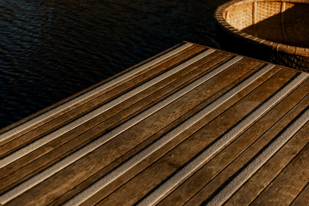 Skridsikringslister i glasfiber.